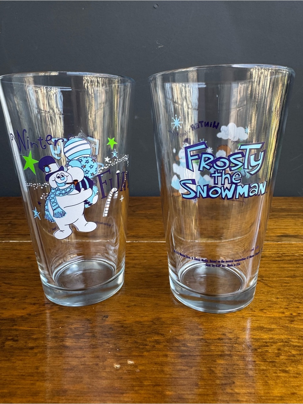 Frosty the Snowman Festive Glasses - Set of 2